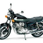 โมเดลรถจักรยานยนต์ฮอนด้า CB750F ขนาด 1/6 จาก Tamiya