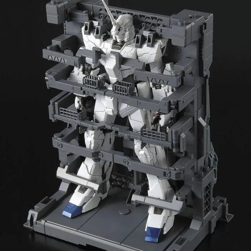 Bandai MG 1/100 ยูนิคอร์น กันดั้ ฉากหน้ากล่อง รุ่นพิเศษ