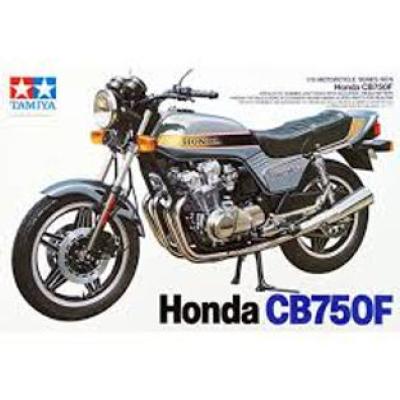 ชุดโมเดลฮอนด้า CB750F ของ Tamiya มาตราส่วน 1/12