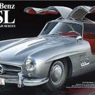 โมเดล Mercedes-Benz 300SL ของ Tamiya มาตราส่วน 1/24