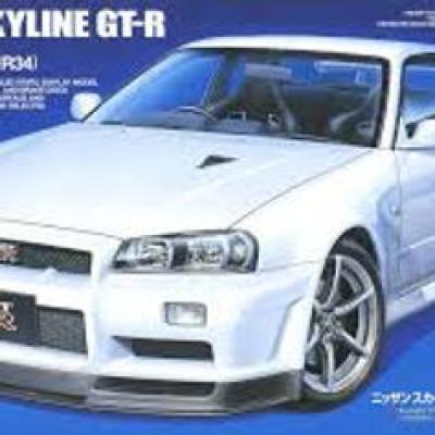 โมเดล Tamiya 1/24 รถยนต์ Nissan Skyline GT-R V-Spec II (R34) ที่ผลิตในประเทศญี่ปุ่น