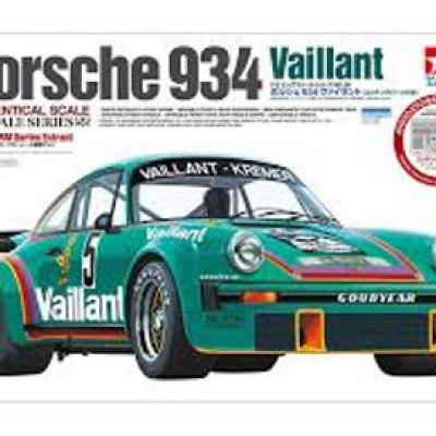 โมเดลรถยนต์ Tamiya 1/12 โมเดลรถยนต์ Porsche 934 Vaillant รหัสสินค้า 12056