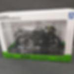 โมเดลโลหะ Kawasaki Ninja ZX-25R ระดับ 1/12 จาก Qingdao Society สีดำเป็นลายไฟแบบ金เงิน