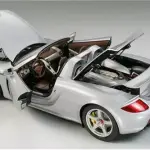 田宫 1/12 保时捷 Carrera GT 模型车